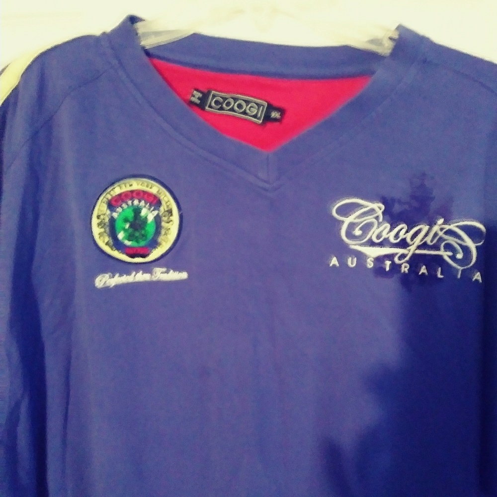Coogi tee